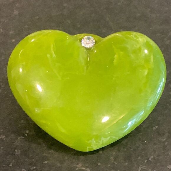 1960s Vintage Lapel Pin -  Puffy Heart Brooch with Retro Charm - Picture 3 of 8